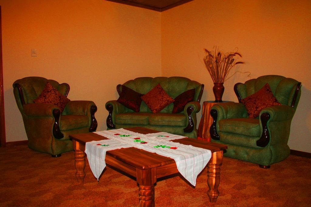 Reheifo Lodge George Buitenkant foto
